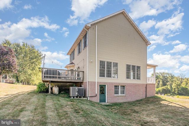 2726 HIGH ST, Mechanicsburg, PA 17055