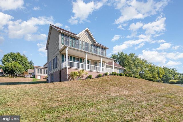 2726 HIGH ST, Mechanicsburg, PA 17055