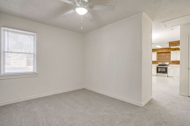 4516 Rector Avenue, Fort Worth, TX 76133