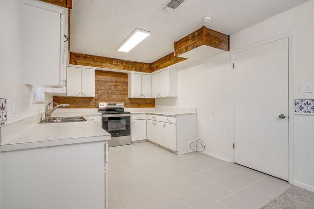 4516 Rector Avenue, Fort Worth, TX 76133