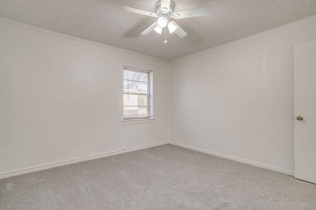 4516 Rector Avenue, Fort Worth, TX 76133