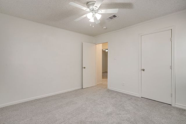 4516 Rector Avenue, Fort Worth, TX 76133