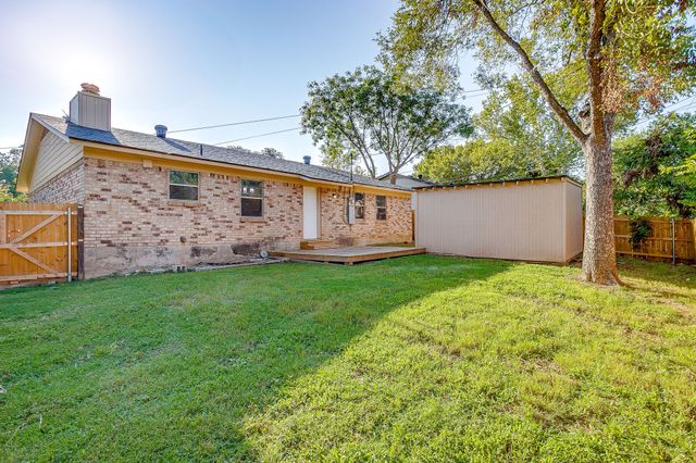 4516 Rector Avenue, Fort Worth, TX 76133