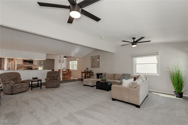 5600 Reef Road, Mentor On The Lake, OH 44060
