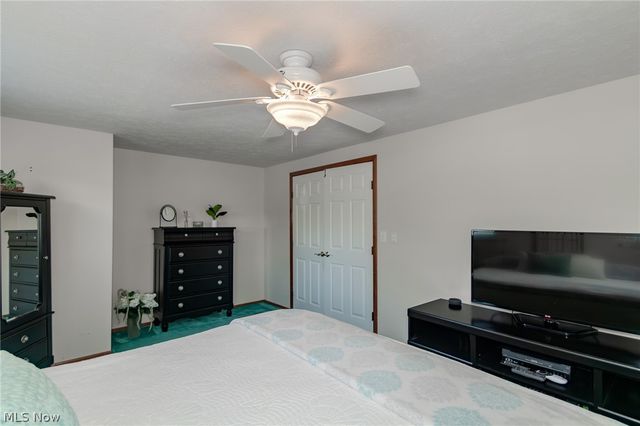 5600 Reef Road, Mentor On The Lake, OH 44060