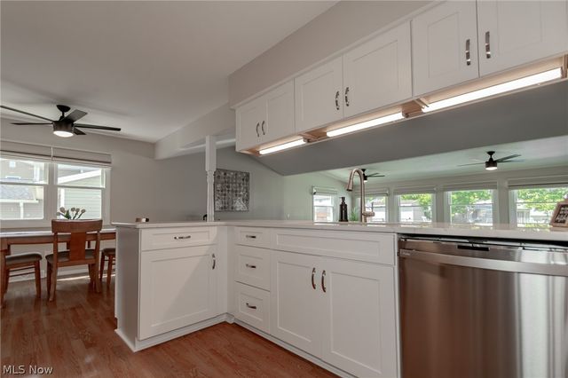 5600 Reef Road, Mentor On The Lake, OH 44060