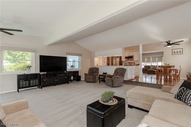 5600 Reef Road, Mentor On The Lake, OH 44060