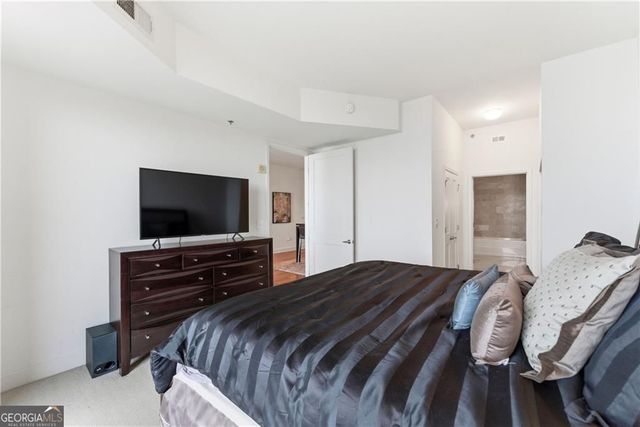 2795 Peachtree Road NE 1603, Atlanta, GA 30305