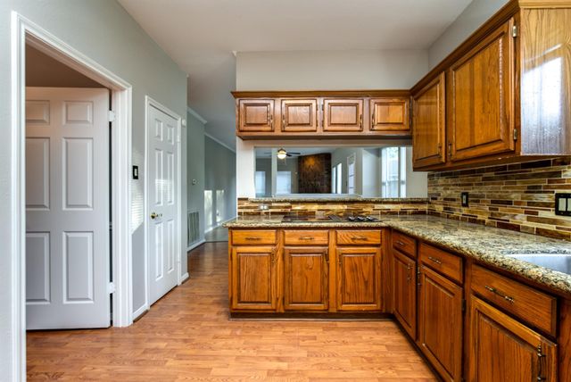 2710 Double Lake Drive, Missouri City, TX 77459