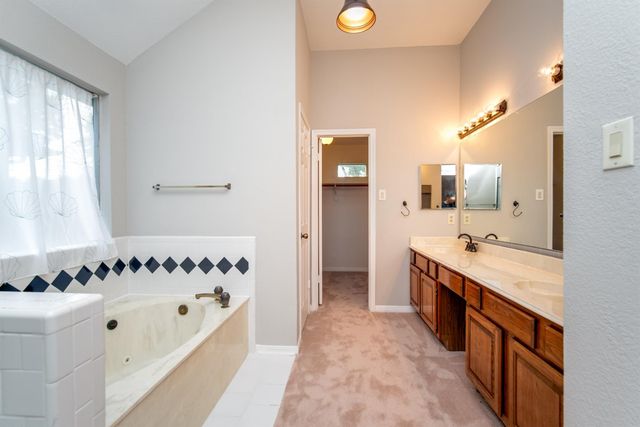 2710 Double Lake Drive, Missouri City, TX 77459