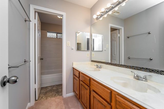 2710 Double Lake Drive, Missouri City, TX 77459