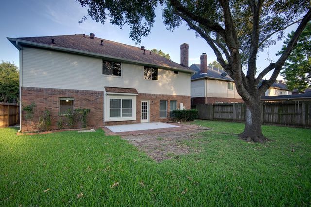 2710 Double Lake Drive, Missouri City, TX 77459