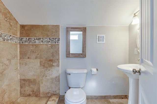 1615 NW 42nd Place, Oklahoma City, OK 73118