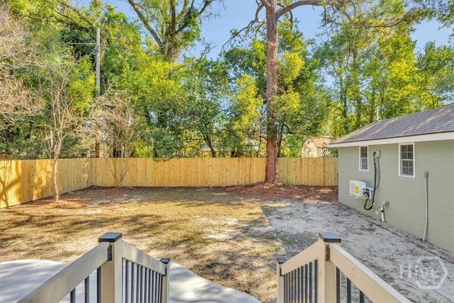 112 Oleander Ave, Savannah, GA 31404