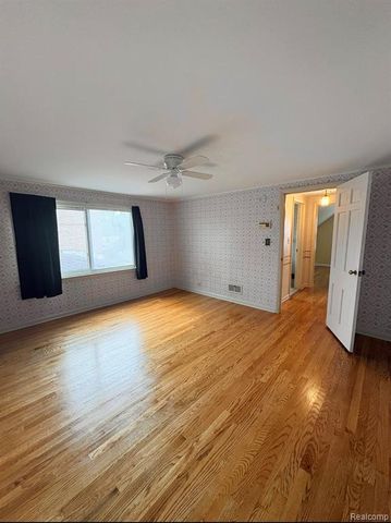 2332 Nolen Drive, Flint, MI 48504