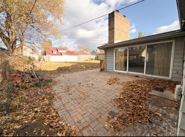 2332 Nolen Drive, Flint, MI 48504