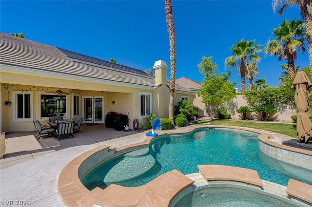 10800 Cedar Forest Avenue, Las Vegas, NV 89144