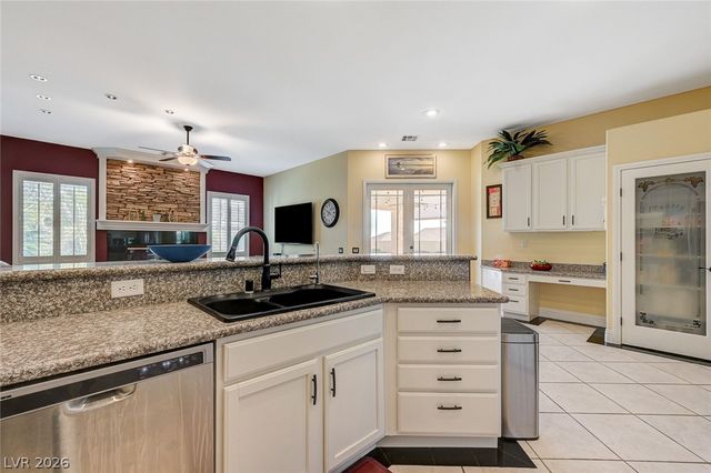 10800 Cedar Forest Avenue, Las Vegas, NV 89144