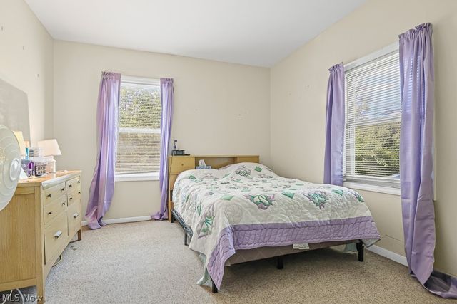 1235 Elm Street, Sebring, OH 44672