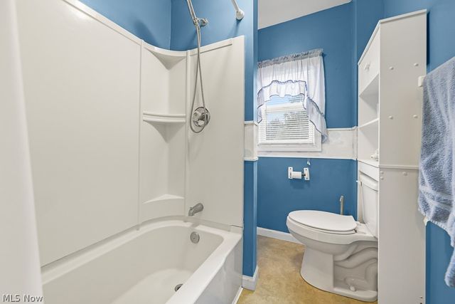 1235 Elm Street, Sebring, OH 44672