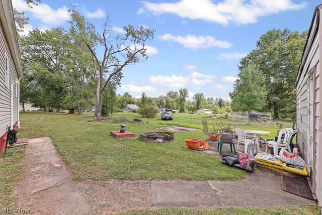 1235 Elm Street, Sebring, OH 44672