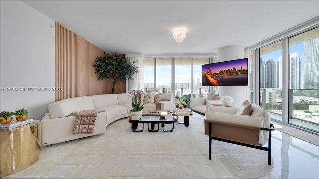 330 Sunny Isles Blvd 5-1107, Sunny Isles Beach, FL 33160
