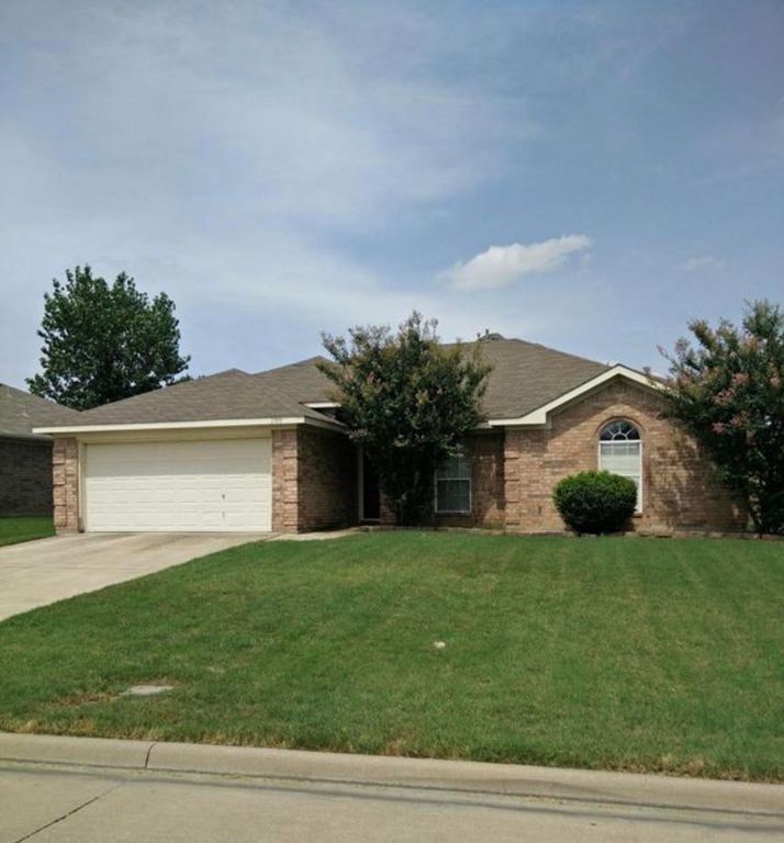2700 Jennie Wells Drive, Mansfield, TX 76063
