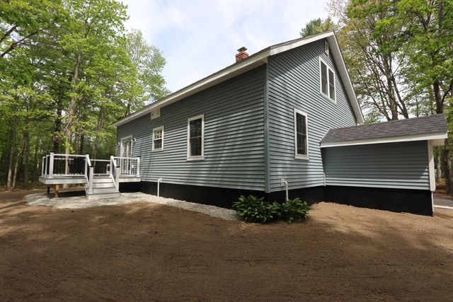 94 Blackwater Road, Somersworth, NH 03878