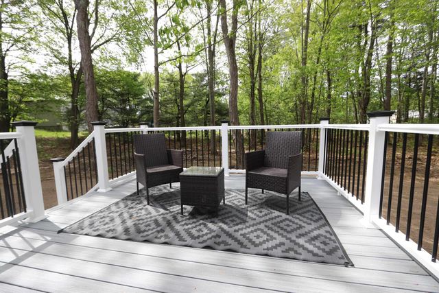 94 Blackwater Road, Somersworth, NH 03878