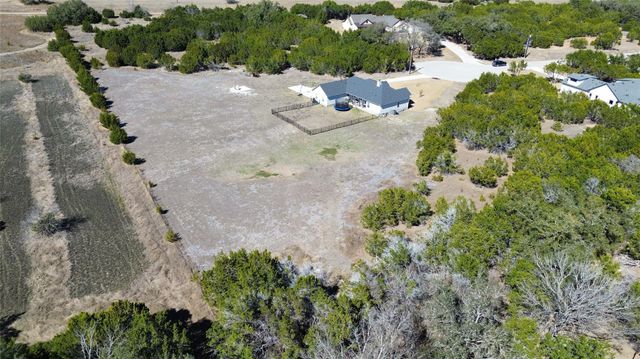 195 Rosebud Ranch RD, Bertram, TX 78605