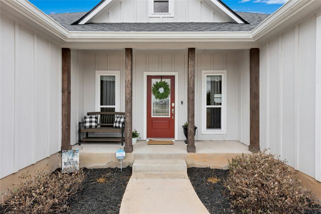 195 Rosebud Ranch RD, Bertram, TX 78605