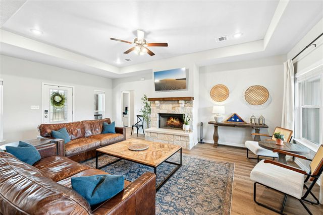 195 Rosebud Ranch RD, Bertram, TX 78605