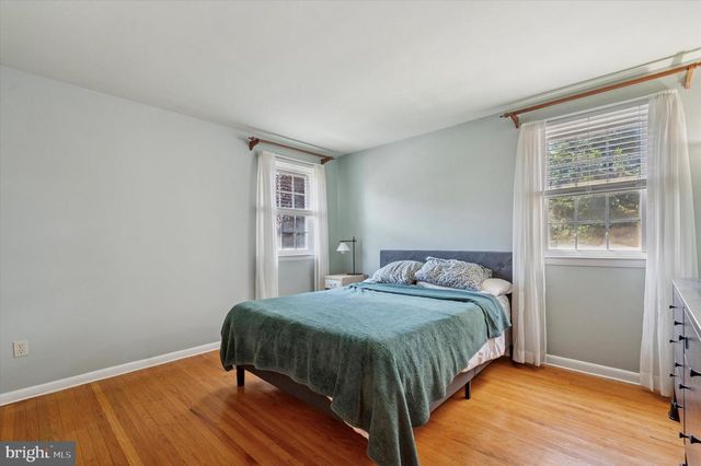 4946 JAMES PL, Brookhaven, PA 19015
