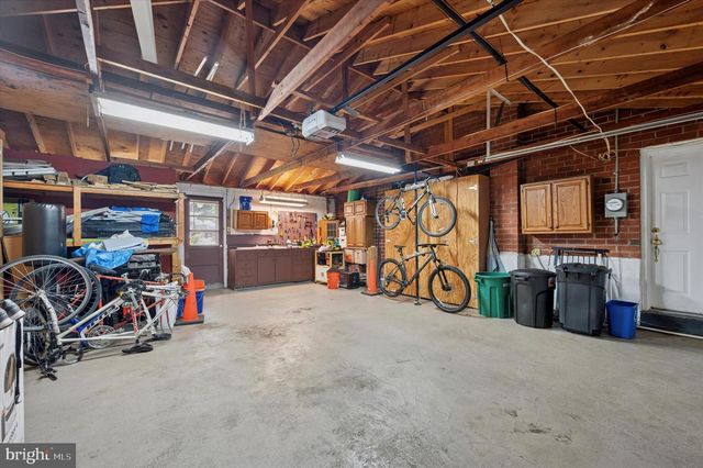 4946 JAMES PL, Brookhaven, PA 19015