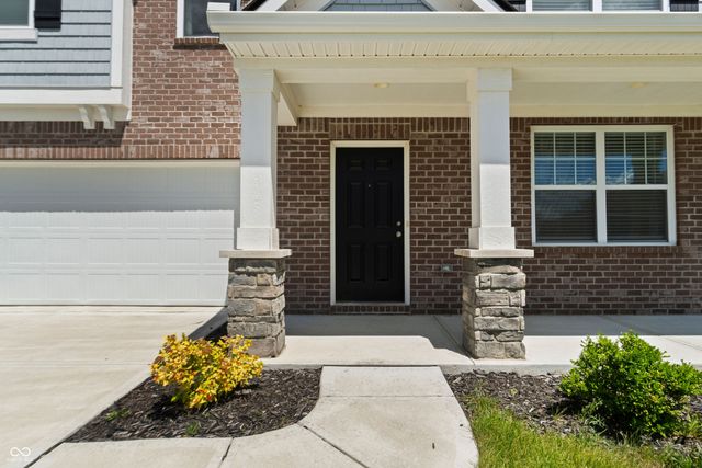 6843 Arrowhead Drive, Brownsburg, IN 46112