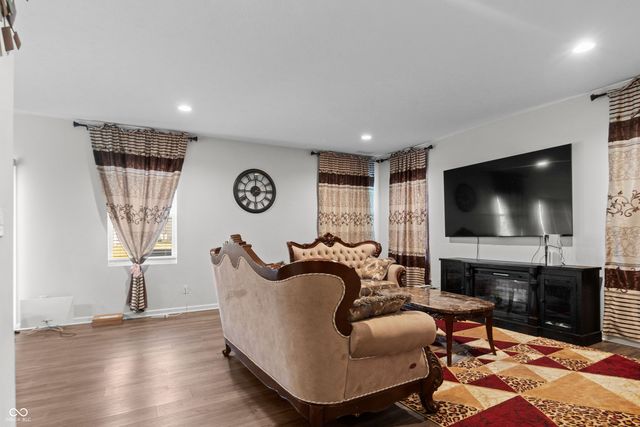 6843 Arrowhead Drive, Brownsburg, IN 46112