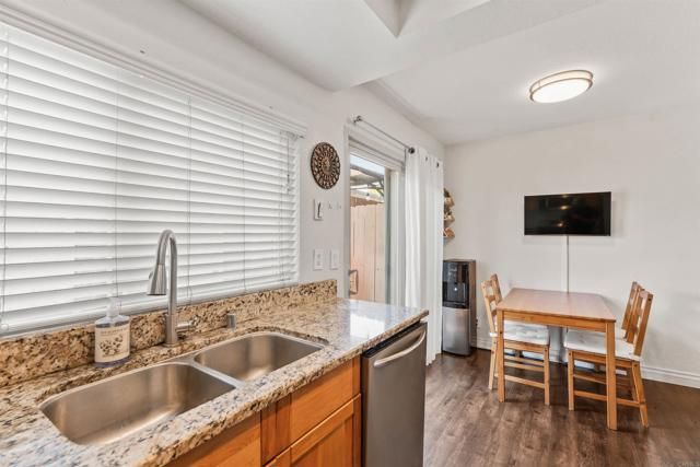 1463 N Broadway A, Escondido, CA 92026