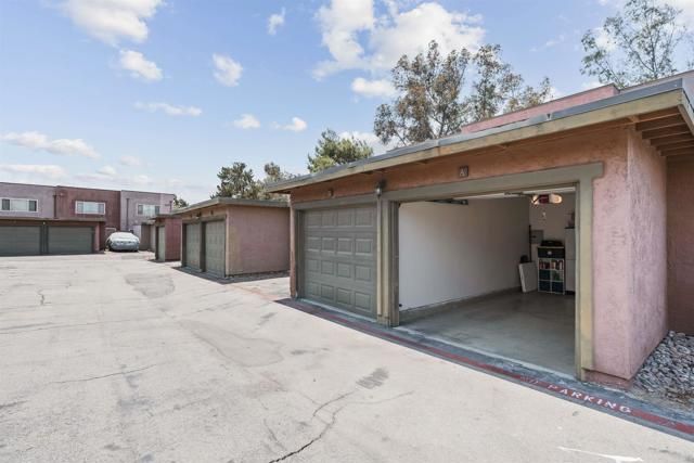 1463 N Broadway A, Escondido, CA 92026