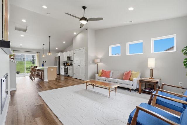 195 Sedona Street, Iowa City, IA 52246