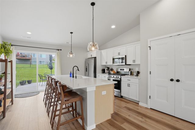 195 Sedona Street, Iowa City, IA 52246