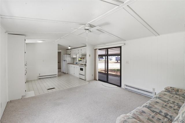 6295 W Green Acres Street, Homosassa, FL 34446