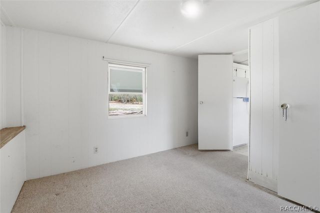 6295 W Green Acres Street, Homosassa, FL 34446