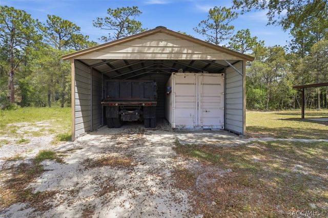 6295 W Green Acres Street, Homosassa, FL 34446