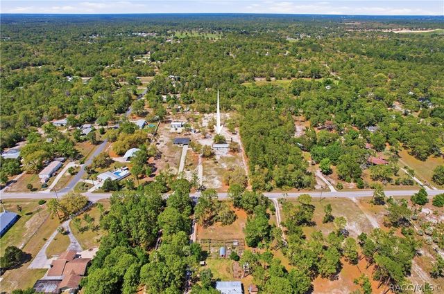 6295 W Green Acres Street, Homosassa, FL 34446
