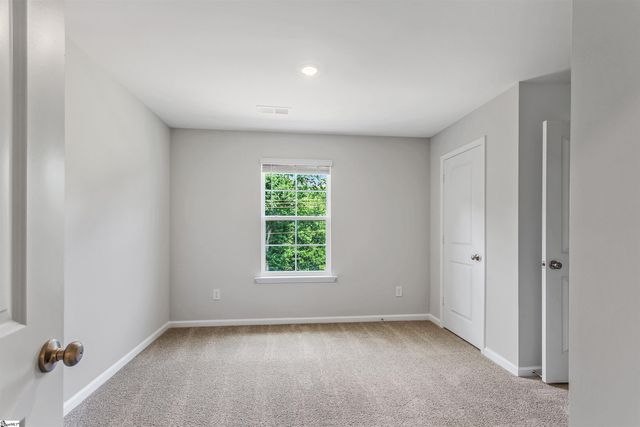 137 Foundation Way, Simpsonville, SC 29681