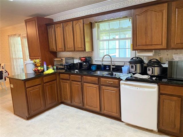 3575 Thrush Court, Loganville, GA 30052