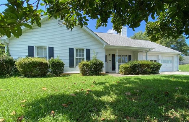 3575 Thrush Court, Loganville, GA 30052