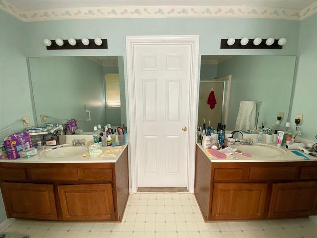 3575 Thrush Court, Loganville, GA 30052
