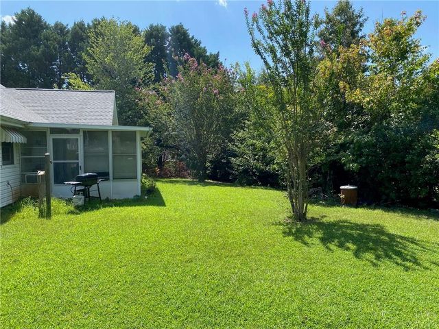 3575 Thrush Court, Loganville, GA 30052