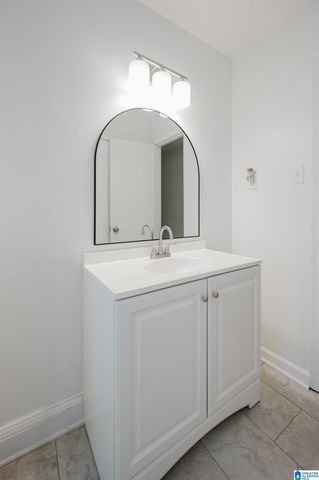 321 JUNE AVENUE, Hueytown, AL 35023